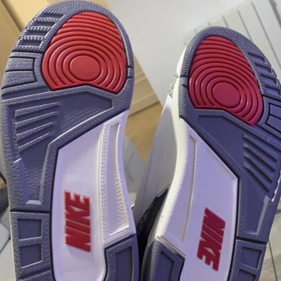 Jordan 4 main image 6